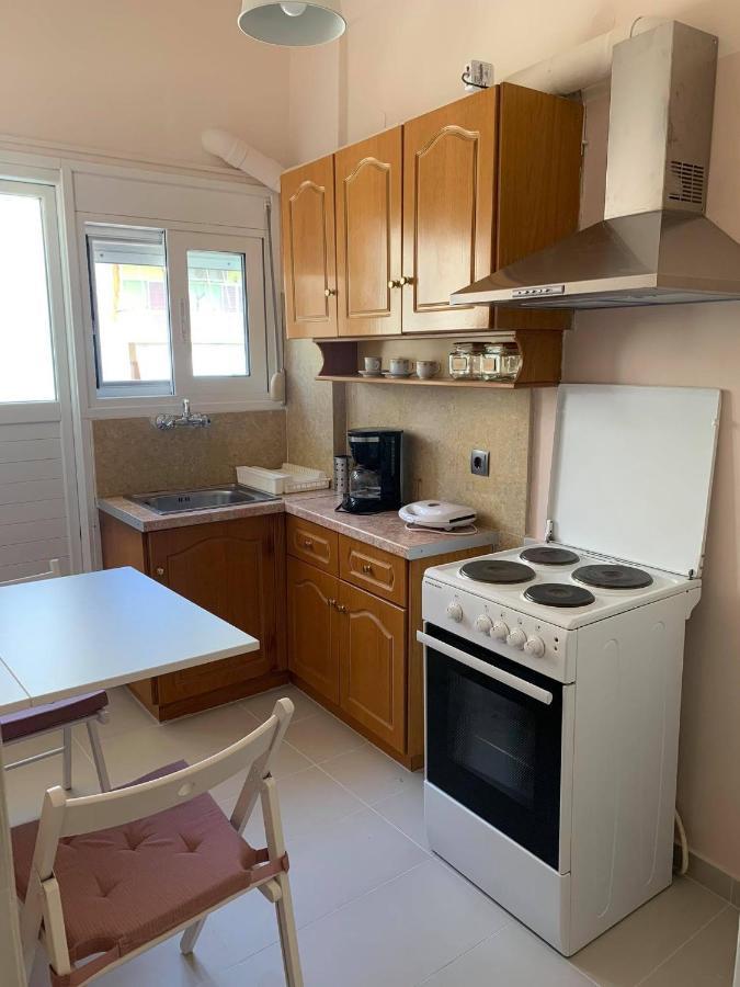 Meletis House Apartment Лутраки Екстериор снимка